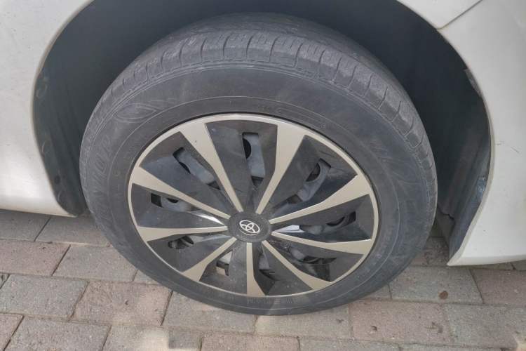 Used Toyota YARiS L Zhi Xiang 2020 1.5L CVT Leading Edition Right Front Wheel Hub
