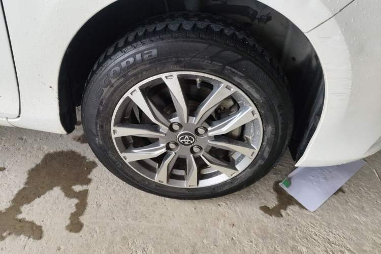 Used Toyota YARiS L Zhi Xiang 2020 1.5L CVT Leading Edition Right Front Wheel Hub
