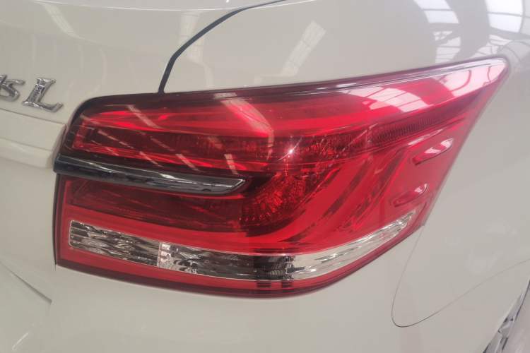 Used Toyota YARiS L Zhi Xiang 2020 1.5L CVT Leading Edition Right Rear Taillight