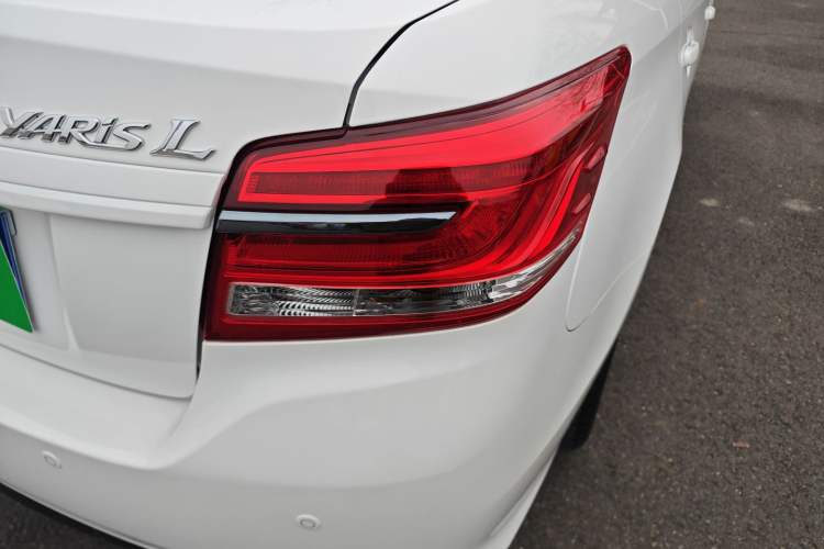 Used Toyota YARiS L Zhi Xiang 2020 1.5L CVT Leading Edition Right Rear Taillight