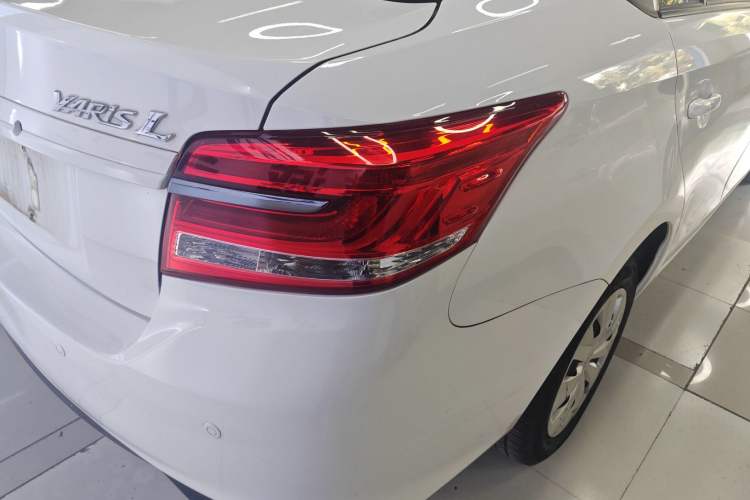 Used Toyota YARiS L Zhi Xiang 2020 1.5L CVT Leading Edition Right Rear Taillight