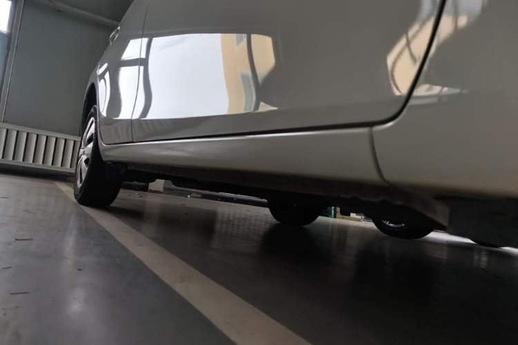 Used Toyota YARiS L Zhi Xiang 2020 1.5L CVT Leading Edition Right Side Sill