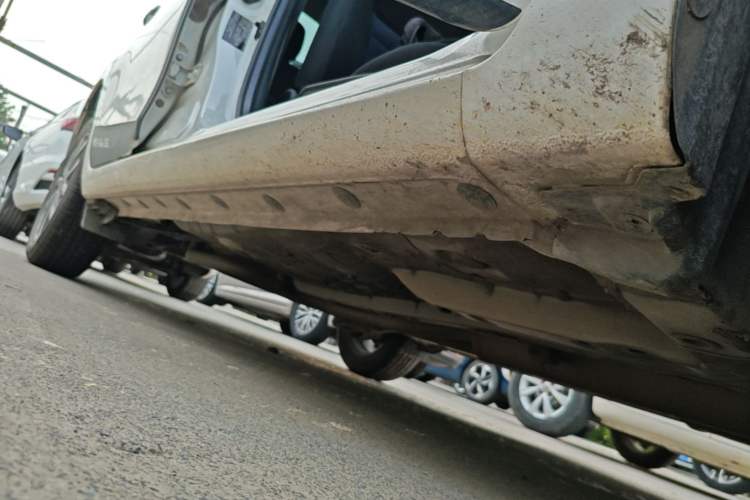 Used Toyota YARiS L Zhi Xiang 2020 1.5L CVT Leading Edition Right Side Sill