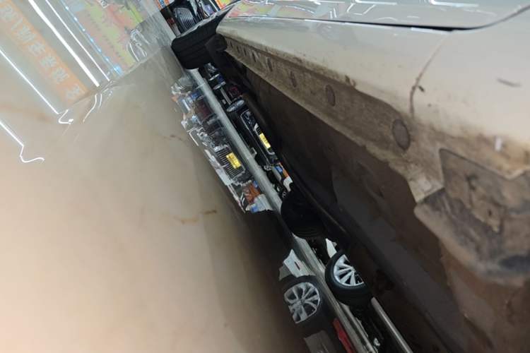 Used Toyota YARiS L Zhi Xiang 2020 1.5L CVT Leading Edition Right Side Sill