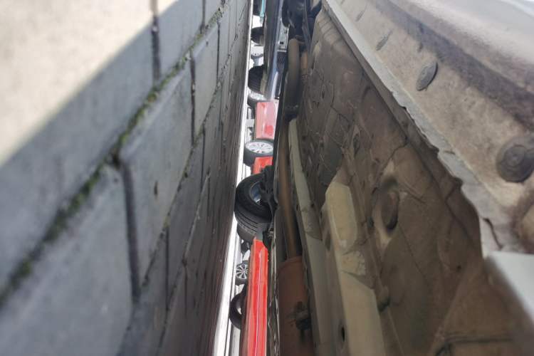 Used Toyota YARiS L Zhi Xiang 2020 1.5L CVT Leading Edition Right Side Sill