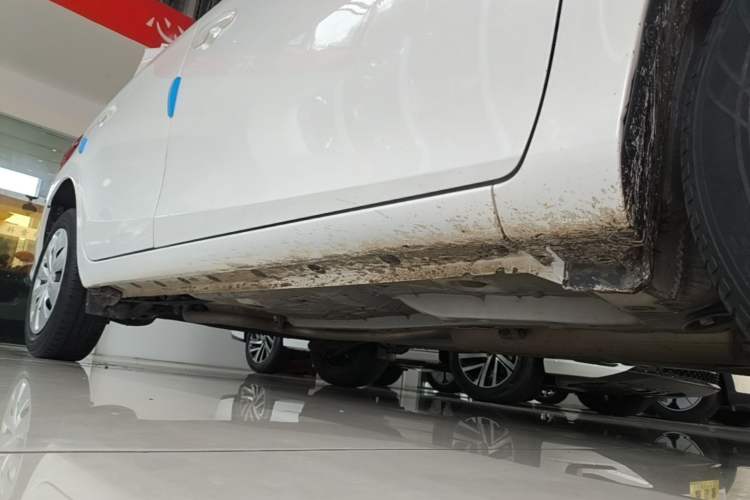 Used Toyota YARiS L Zhi Xiang 2020 1.5L CVT Leading Edition Right Side Sill