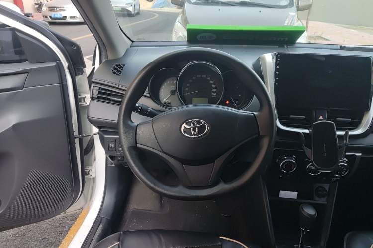 Used Toyota YARiS L Zhi Xiang 2020 1.5L CVT Leading Edition Steering Wheel
