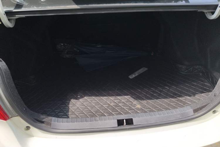 Used Toyota YARiS L Zhi Xiang 2020 1.5L CVT Leading Edition Trunk