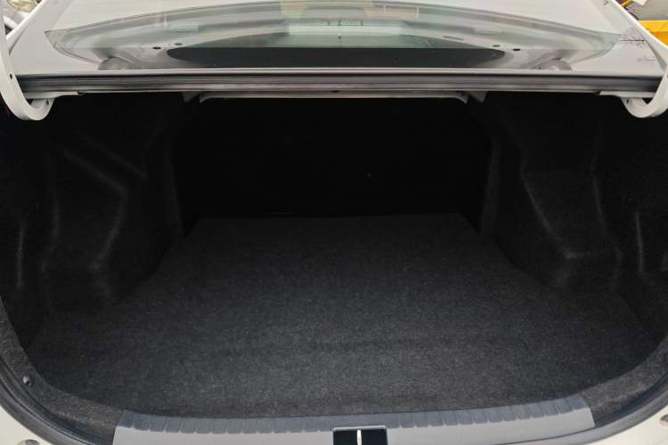 Used Toyota YARiS L Zhi Xiang 2020 1.5L CVT Leading Edition Trunk