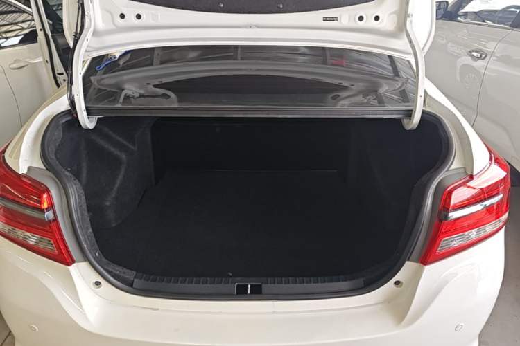 Used Toyota YARiS L Zhi Xiang 2020 1.5L CVT Leading Edition Trunk