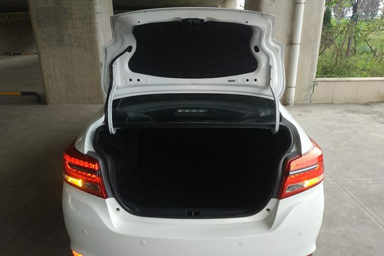 Used Toyota YARiS L Zhi Xiang 2020 1.5L CVT Leading Edition Trunk