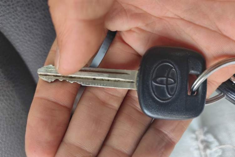 Used Toyota YARiS L Zhi Xiang 2020 1.5L CVT Leading Edition Vehicle Key