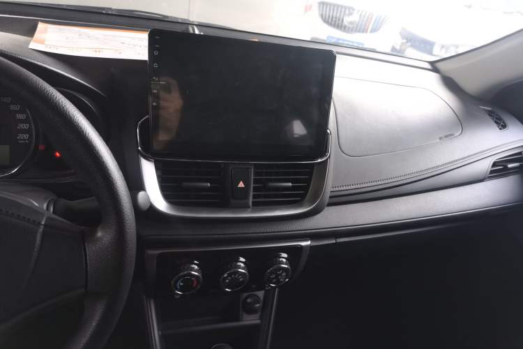 Used Toyota YARiS L Zhi Xiang 2021 1.5L CVT Leading Edition Audio And AC Panel