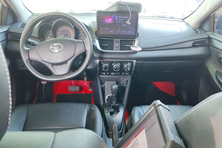 Used Toyota YARiS L Zhi Xiang 2021 1.5L CVT Leading Edition Center Console