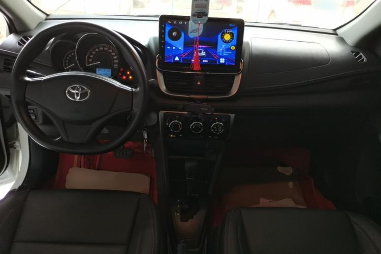 Used Toyota YARiS L Zhi Xiang 2021 1.5L CVT Leading Edition Center Console