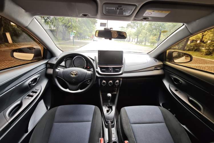 Used Toyota YARiS L Zhi Xiang 2021 1.5L CVT Leading Edition Headliner