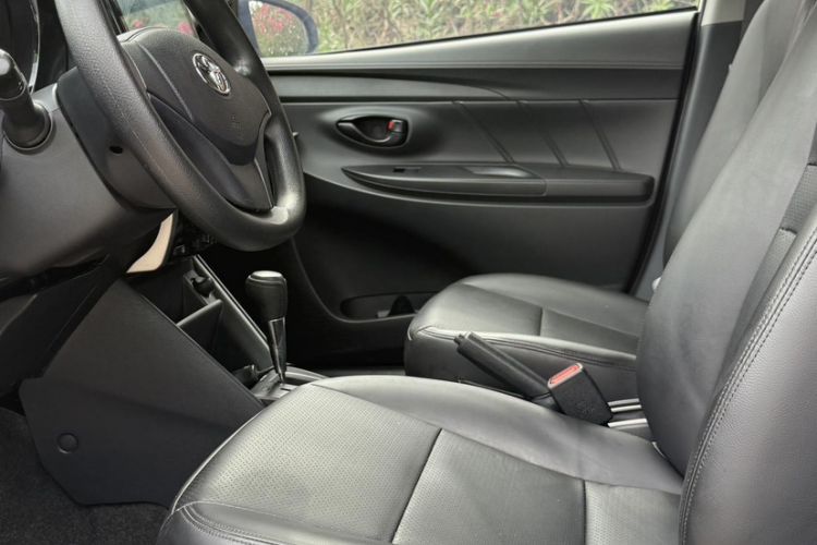 Used Toyota YARiS L Zhi Xiang 2021 1.5L CVT Leading Edition Interior 3