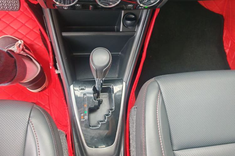 Used Toyota YARiS L Zhi Xiang 2021 1.5L CVT Luxury Edition Interior 4