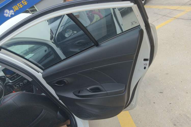 Used Toyota YARiS L Zhi Xiang 2021 1.5L CVT Leading Edition Interior 6