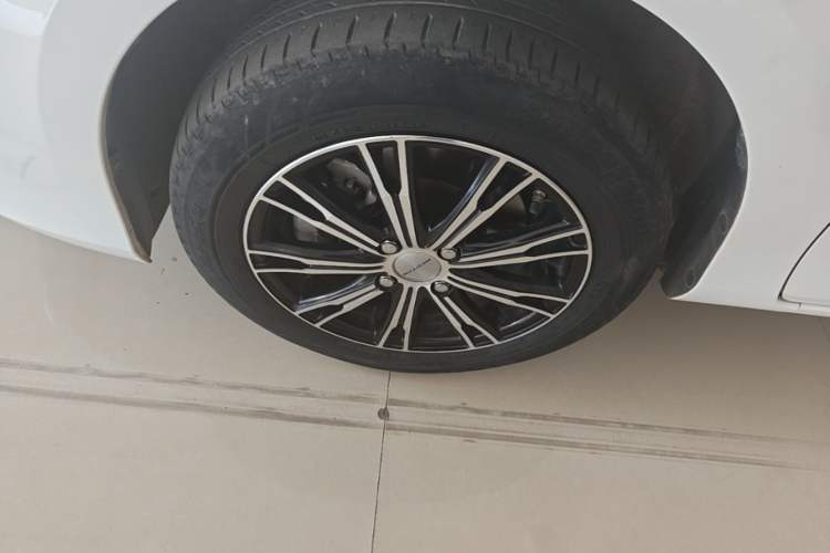 Used Toyota YARiS L Zhi Xiang 2021 1.5L CVT Leading Edition Left Front Wheel Hub