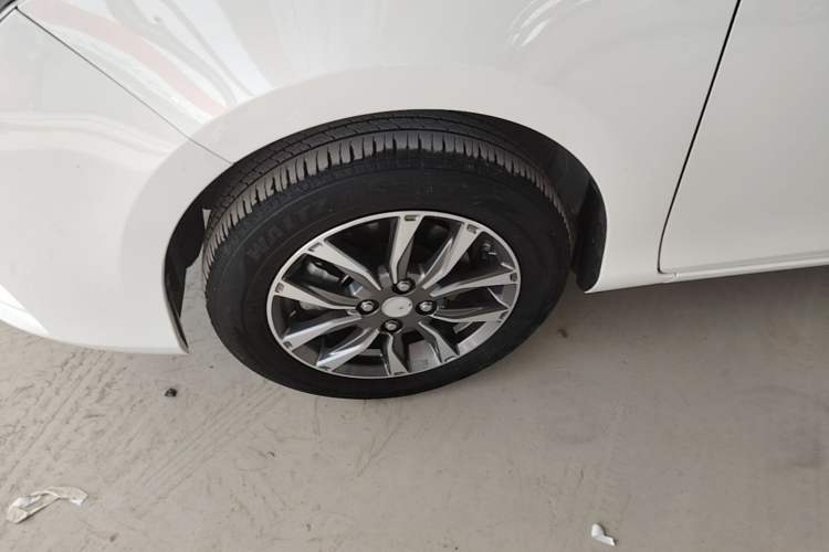 Used Toyota YARiS L Zhi Xiang 2021 1.5L CVT Leading Edition Left Front Wheel Hub