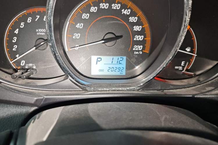 Used Toyota YARiS L Zhi Xiang 2021 1.5L CVT Leading Edition Odometer Close Up