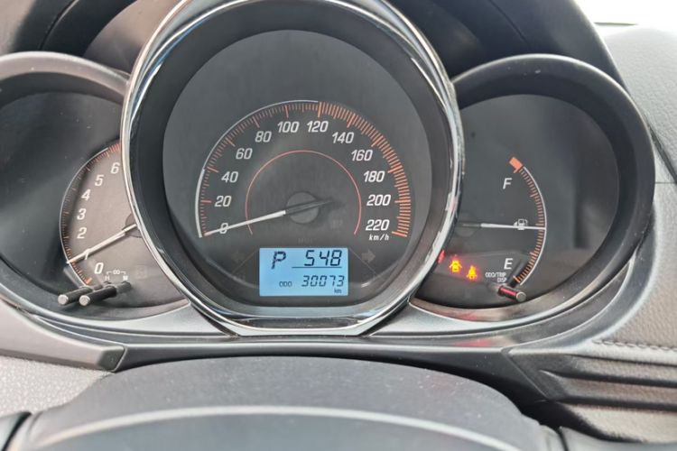 Used Toyota YARiS L Zhi Xiang 2021 1.5L CVT Leading Edition Odometer Close Up