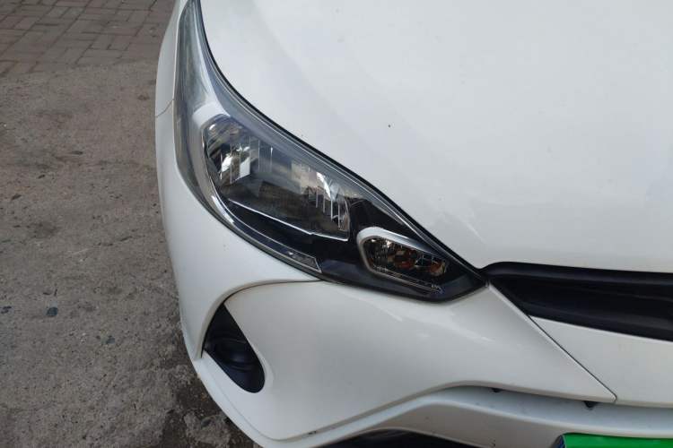 Used Toyota YARiS L Zhi Xiang 2021 1.5L CVT Luxury Edition Right Front Headlight