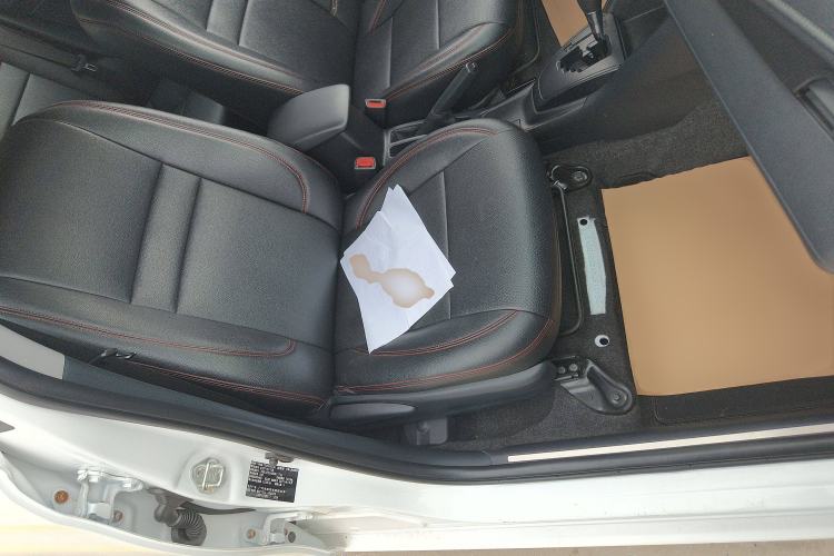 Used Toyota YARiS L Zhi Xiang 2021 1.5L CVT Leading Edition Right Front Seat