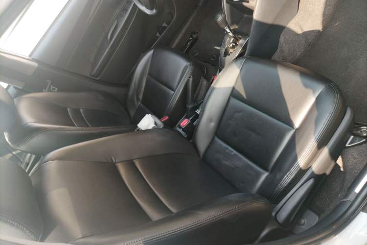 Used Toyota YARiS L Zhi Xiang 2021 1.5L CVT Leading Edition Right Front Seat