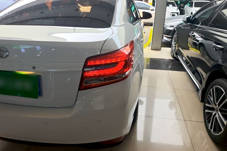 Used Toyota YARiS L Zhi Xiang 2021 1.5L CVT Leading Edition Right Rear Taillight