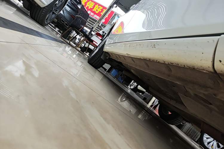 Used Toyota YARiS L Zhi Xiang 2021 1.5L CVT Leading Edition Right Side Sill
