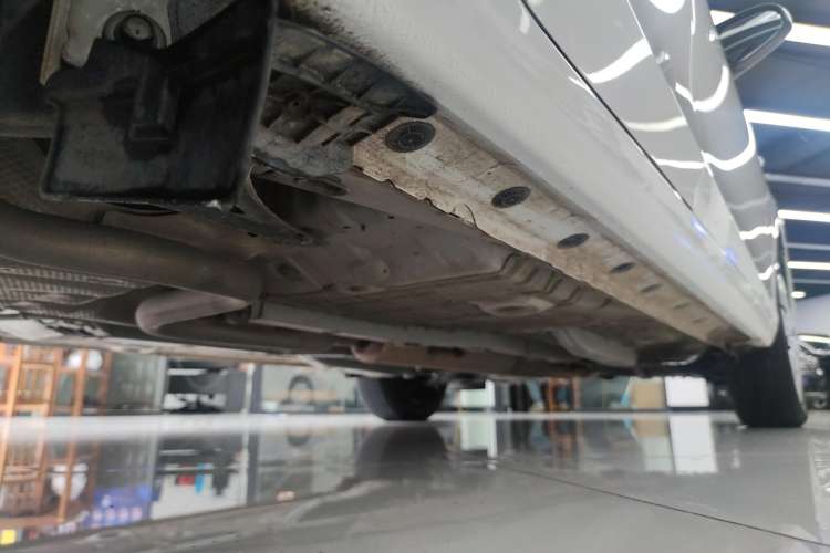 Used Toyota YARiS L Zhi Xiang 2021 1.5L CVT Leading Edition Right Side Sill
