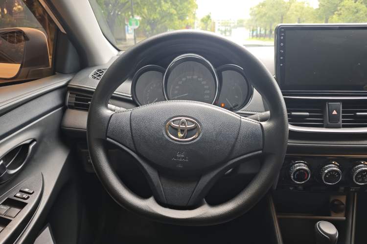 Used Toyota YARiS L Zhi Xiang 2021 1.5L CVT Leading Edition Steering Wheel