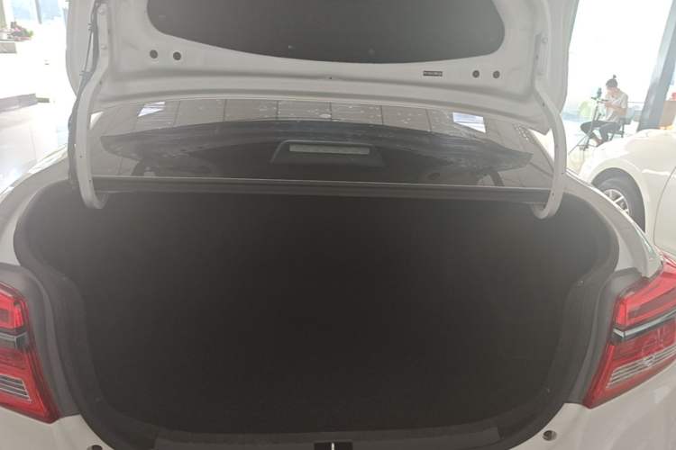 Used Toyota YARiS L Zhi Xiang 2021 1.5L CVT Leading Edition Trunk