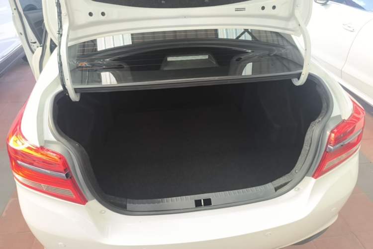 Used Toyota YARiS L Zhi Xiang 2021 1.5L CVT Leading Edition Trunk
