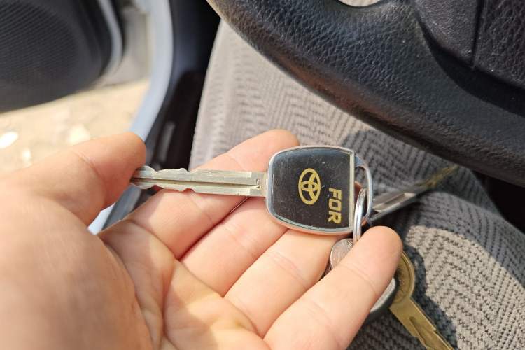Used Toyota YARiS L Zhi Xiang 2021 1.5L CVT Leading Edition Vehicle Key