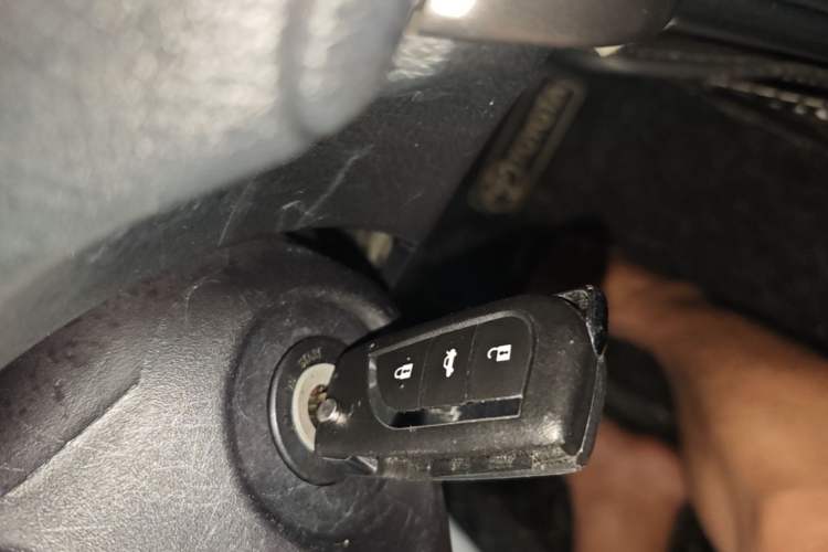 Used Toyota YARiS L Zhi Xiang 2021 1.5L CVT Leading Edition Vehicle Key