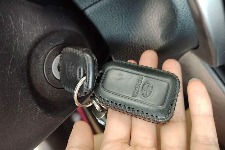 Used Toyota YARiS L Zhi Xiang 2021 1.5L CVT Leading Edition Vehicle Key