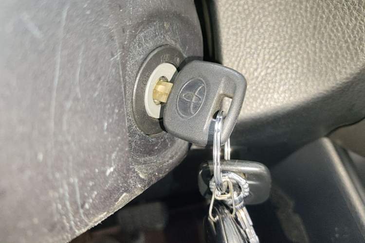Used Toyota YARiS L Zhi Xiang 2021 1.5L CVT Leading Edition Vehicle Key