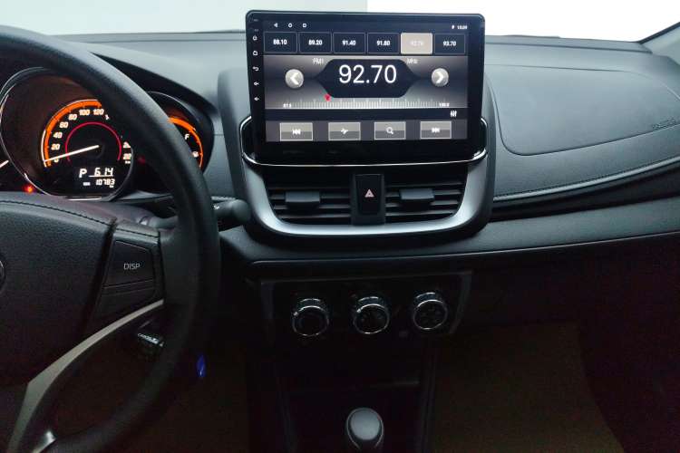 Used Toyota YARiS L Zhi Xiang 2022 1.5L CVT Leading PLUS Edition Audio And AC Panel