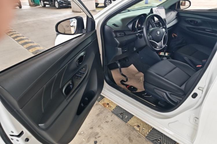 Used Toyota YARiS L Zhi Xiang 2022 1.5L CVT Leading PLUS Edition Driver Seat