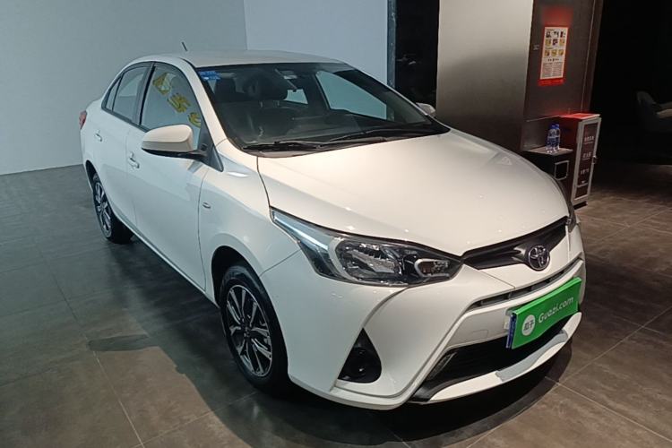 Used Toyota YARiS L Zhi Xiang 2022 1.5L CVT Luxury PLUS Edition Front Right 45 Deg