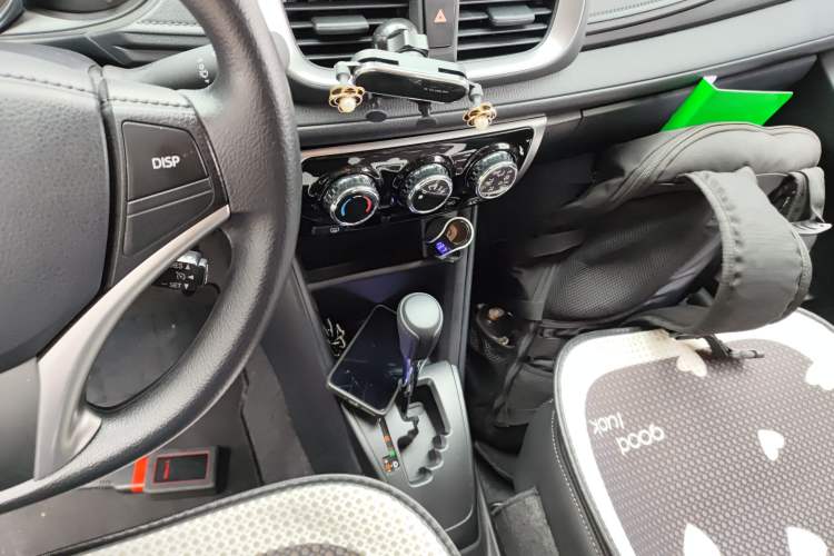 Used Toyota YARiS L Zhi Xiang 2022 1.5L CVT Leading PLUS Edition Gear Lever