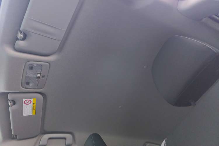 Used Toyota YARiS L Zhi Xiang 2022 1.5L CVT Leading PLUS Edition Headliner