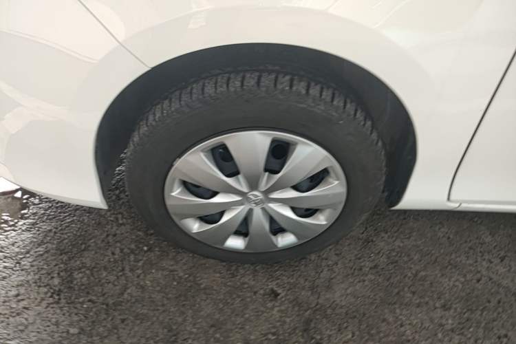 Used Toyota YARiS L Zhi Xiang 2022 1.5L CVT Leading PLUS Edition Left Front Wheel Hub
