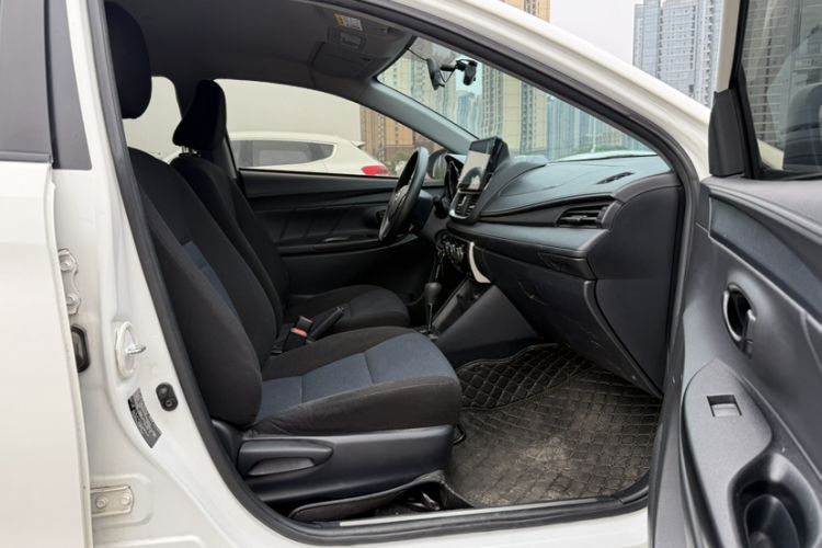 Used Toyota YARiS L Zhi Xiang 2022 1.5L CVT Leading PLUS Edition Right Front Seat