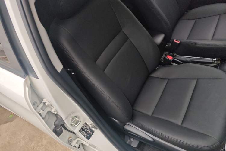 Used Toyota YARiS L Zhi Xiang 2022 1.5L CVT Leading PLUS Edition Right Front Seat