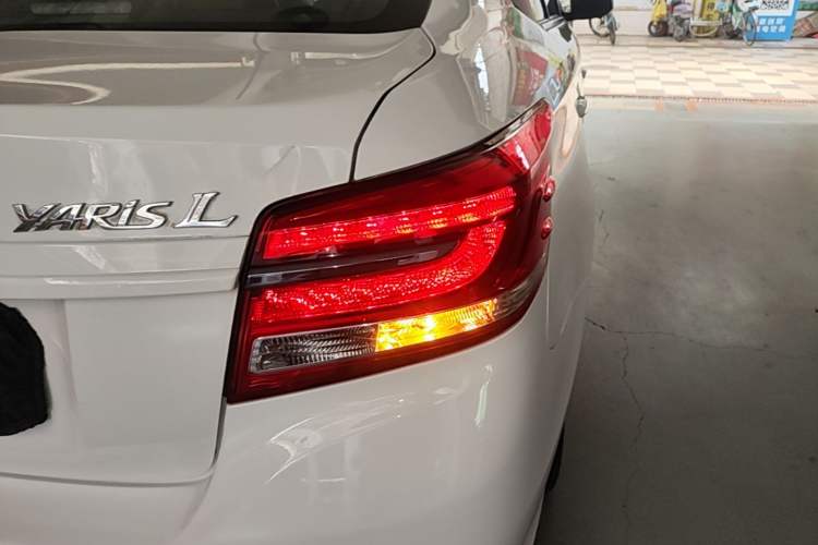 Used Toyota YARiS L Zhi Xiang 2022 1.5L CVT Leading PLUS Edition Right Rear Taillight