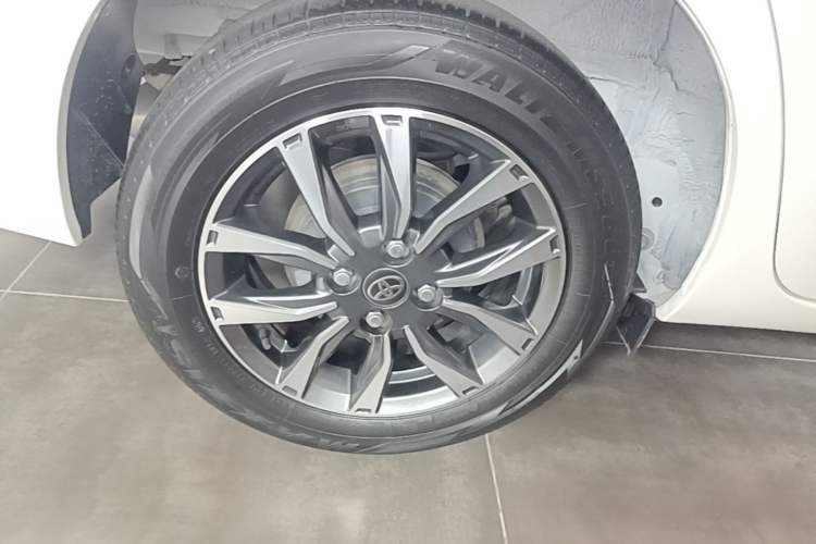 Used Toyota YARiS L Zhi Xiang 2022 1.5L CVT Luxury PLUS Edition Right Rear Wheel Hub